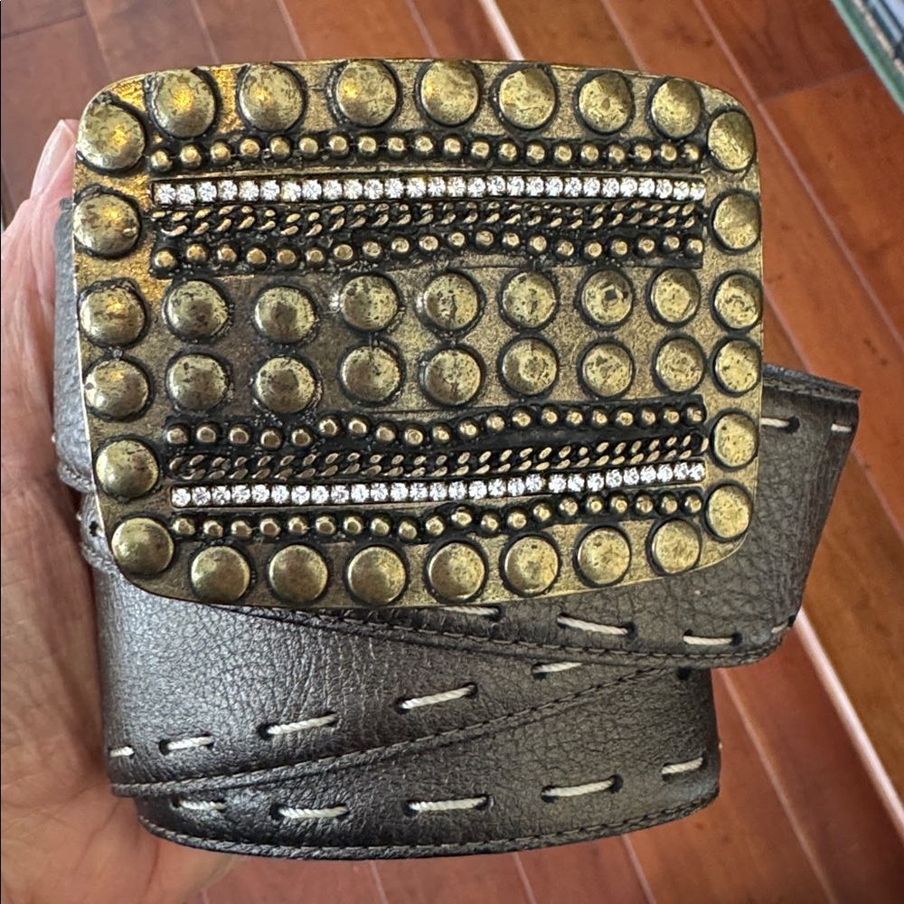 Avion Browny Olive Leather Belt with Brass Buckle